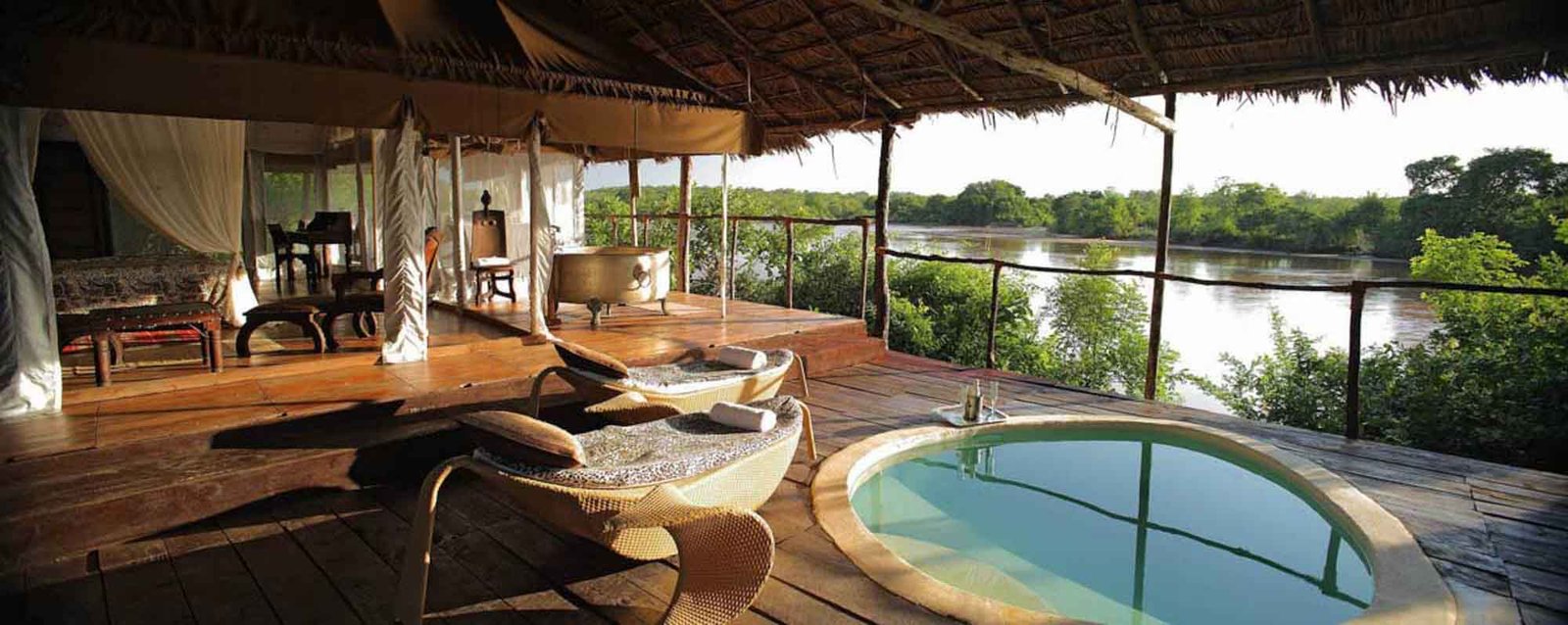 Hotel lujo Serengeti - Agencia de viajes Africaatumedida